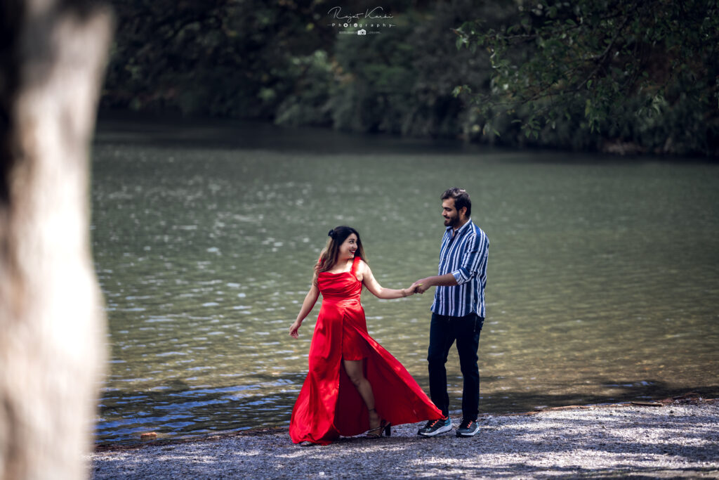 couple photoshoot in uttarakhand
